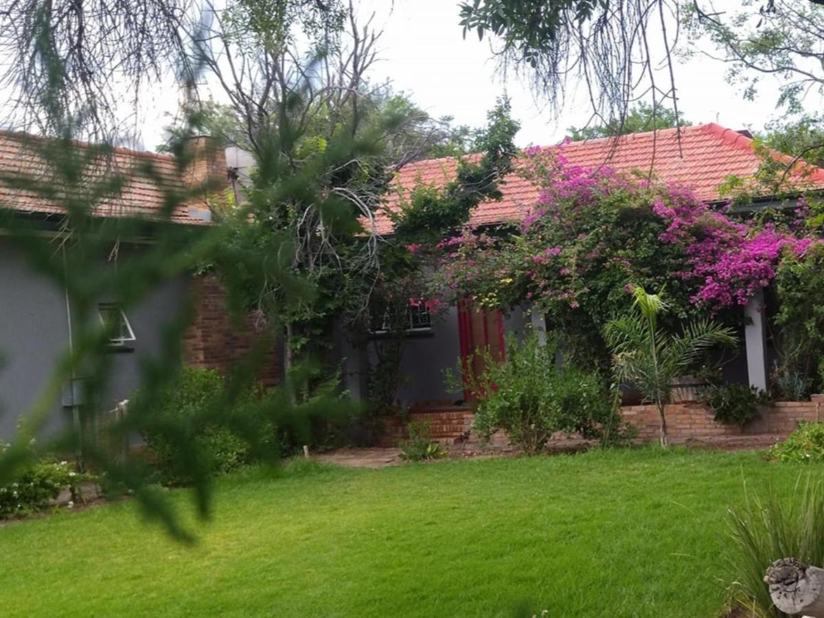 Royal Karoo Cottage Unit 1 Beaufort West Εξωτερικό φωτογραφία