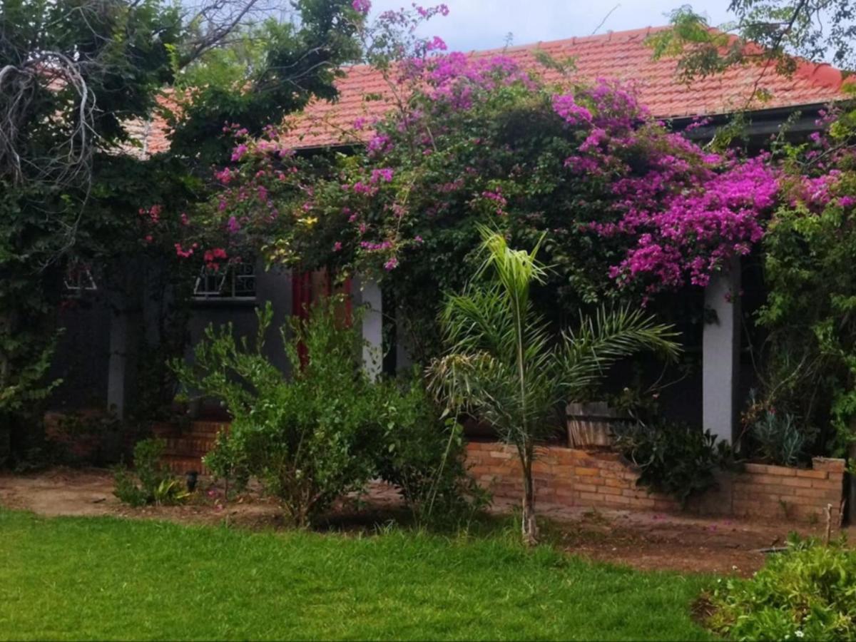 Royal Karoo Cottage Unit 1 Beaufort West Εξωτερικό φωτογραφία
